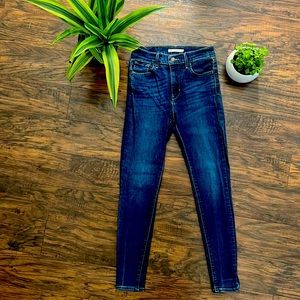 LEVI 720 size 26
